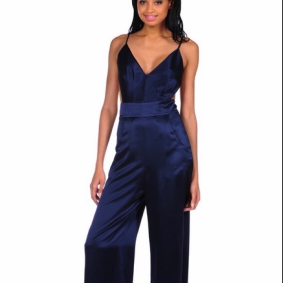 One by Contrarian jumped - Picture 2 of 7